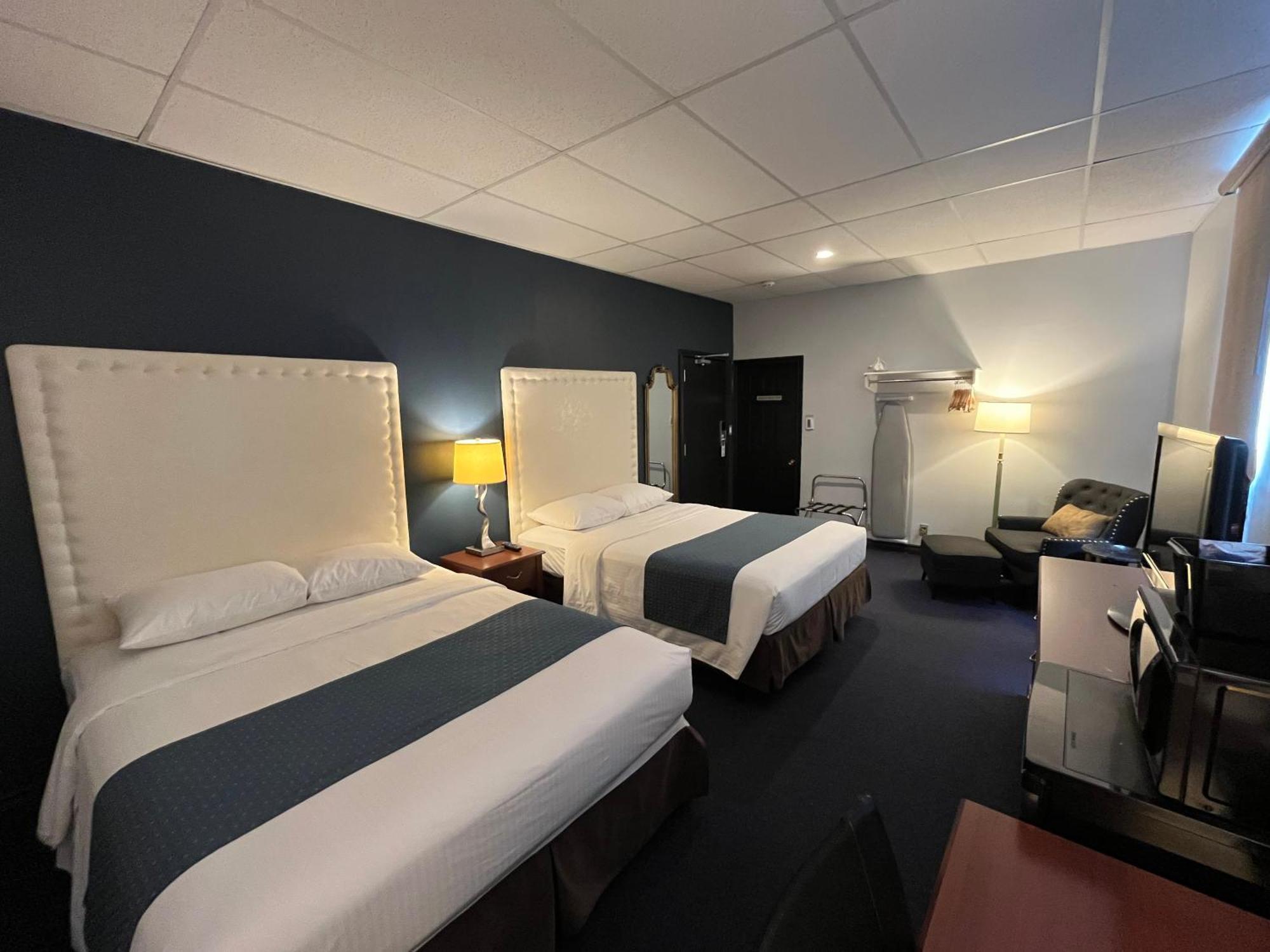 Le Voyageur Inn Mattawa Eksteriør bilde