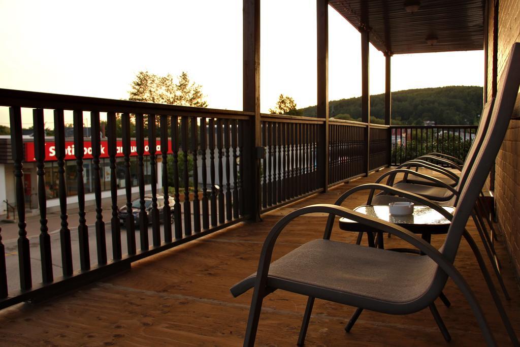 Le Voyageur Inn Mattawa Eksteriør bilde
